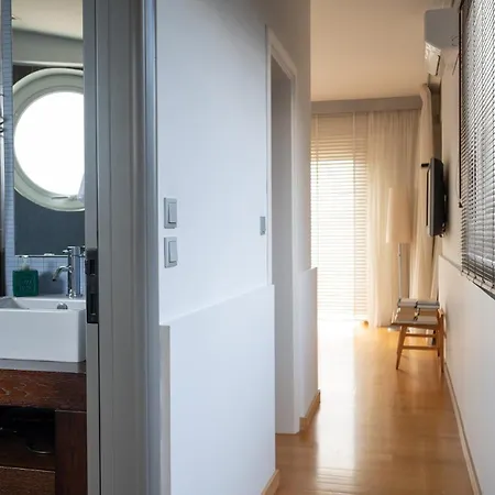 3 Palm Apartment *