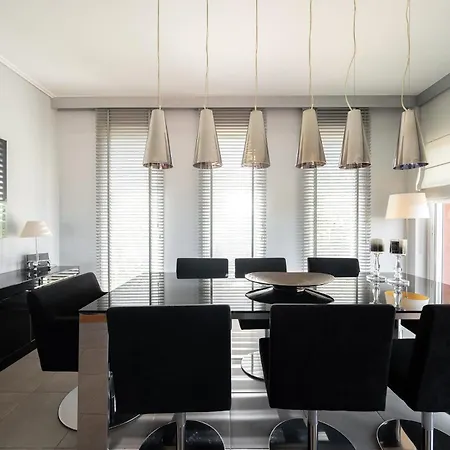 3 Palm Apartment *